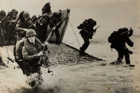 Battlefield Lens Photographers of Indochina Wars 1950 - 1975
