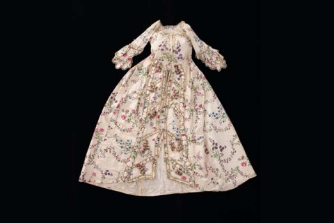 Fashion and Textiles Gallery: Fashionable in Asia