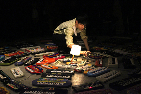 100 Keyboards