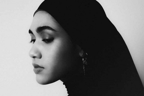 Esplanade Presents: shazza - chapter one