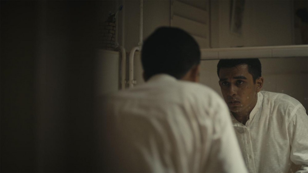 11 review sentiments of space reading between the frames of singaporean director don aravinds films 04